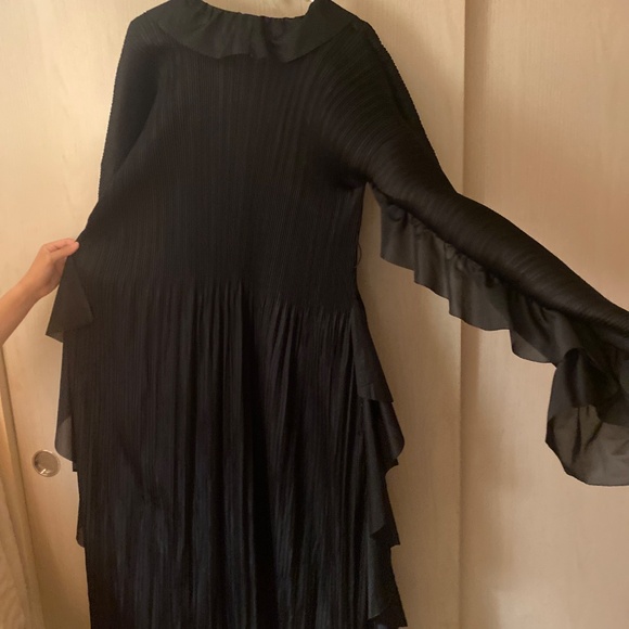 🖤One Size fits Most! Black Elegant Dress🖤 - Picture 4 of 6